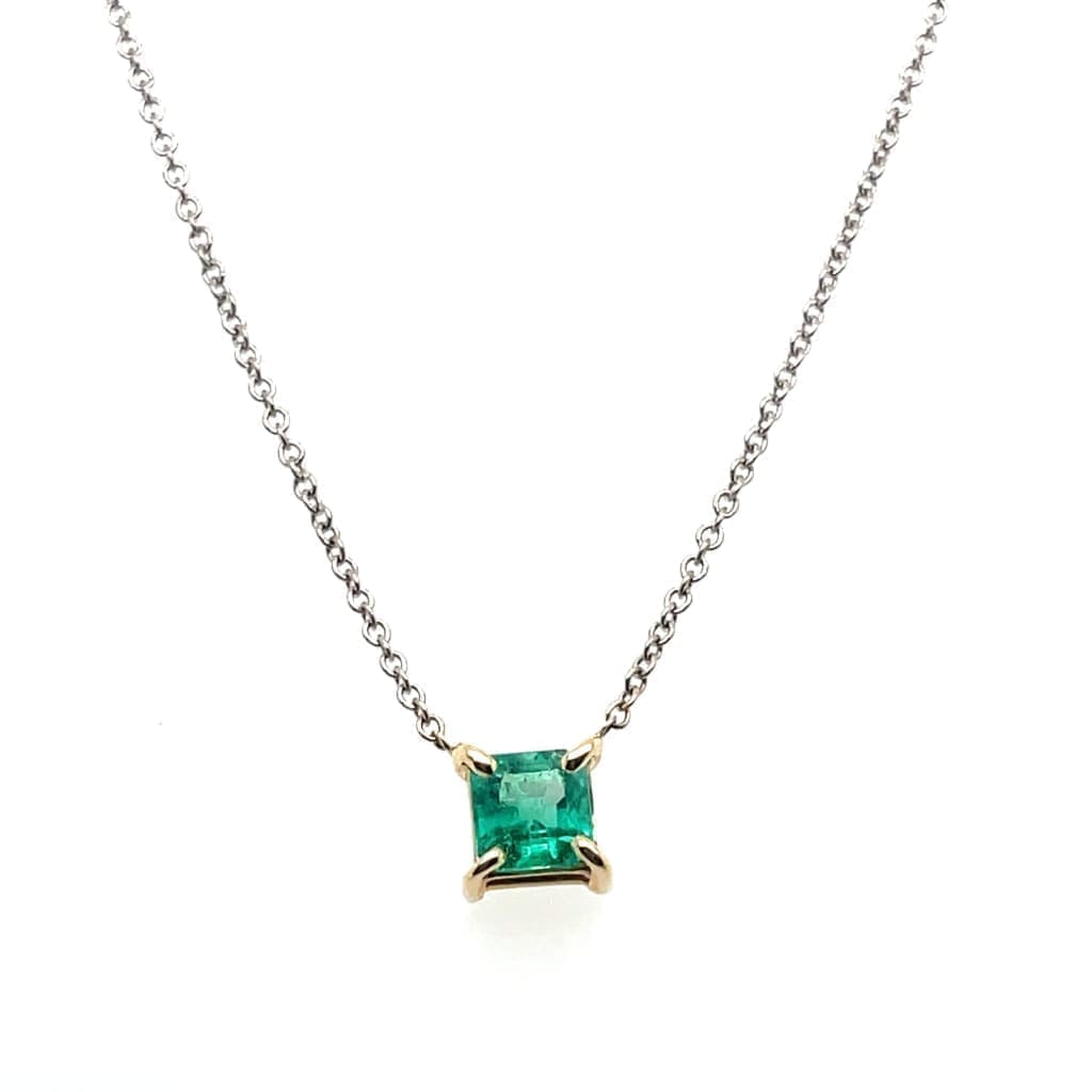 Amazing Emerald Set in 14k White Gold at Regard Jewelry in Austin, Texas - Regard Jewelry