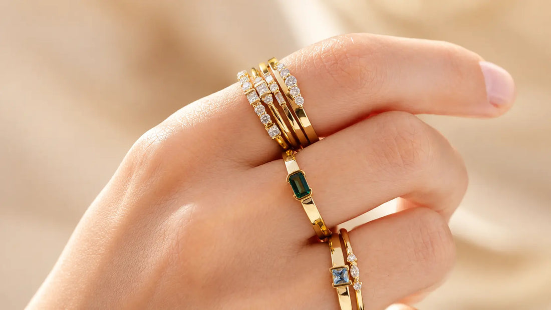 Layering Necklaces and Stacking Rings: How to Mix Pieces Without It Looking Cluttered
