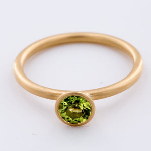 18K Matte Yellow Gold Yumdrop Ring with Fine Quality Round Peridot by Kimberly Collins Colored Gems - Regard Jewelry