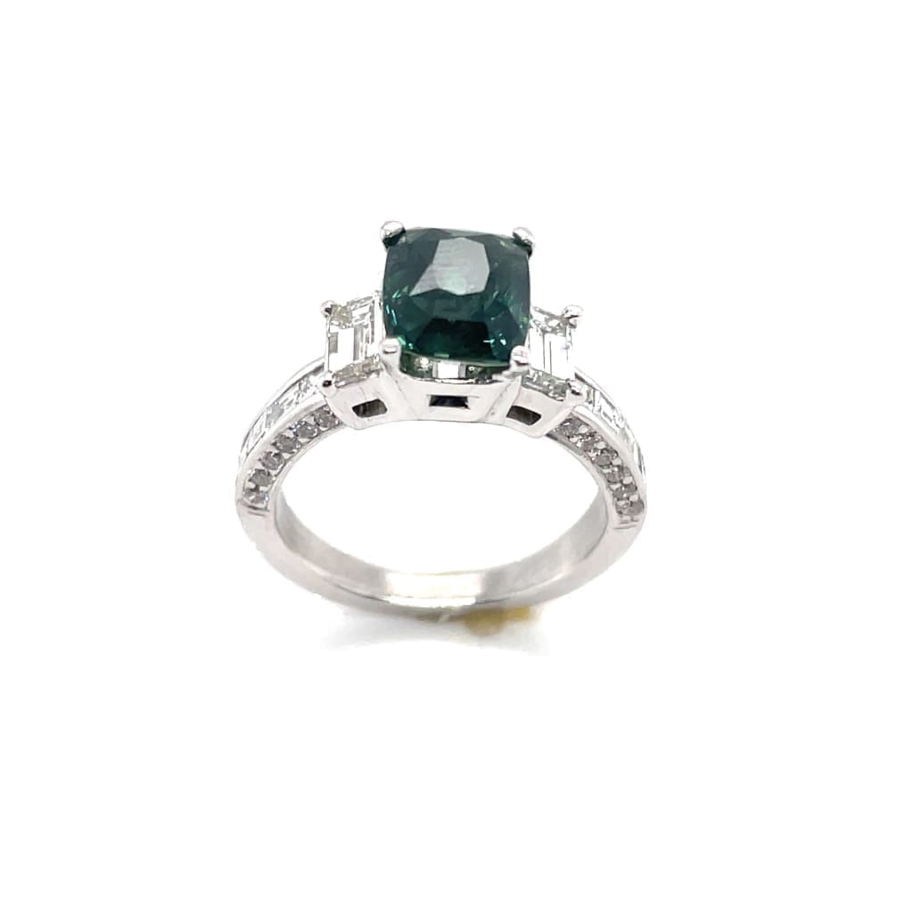 2.61 GREEN SAPPHIRE SET IN 14K WHITE GOLD RING & DIAMONDS IN AUSTIN, TX. - Regard Jewelry